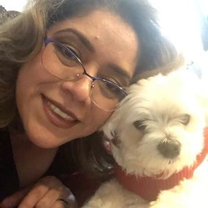 Meet your Posher, Rocio